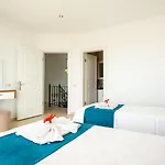 2 Bedroom With Private Pool 빌라 *