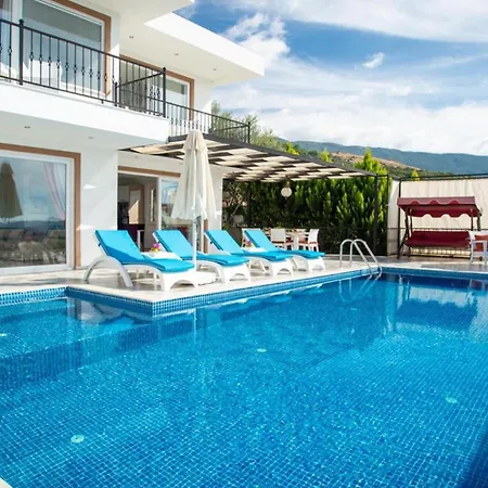 2 Bedroom With Private Pool 빌라 칼칸