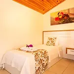 2 Bedroom With Private Pool קלקן