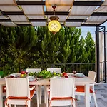 2 Bedroom With Private Pool קלקן