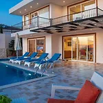 וילה 2 Bedroom With Private Pool קלקן